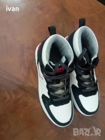 Детски маратонки HUGO
в бяло G00245 Оригинални, снимка 13 - Детски маратонки - 50698411