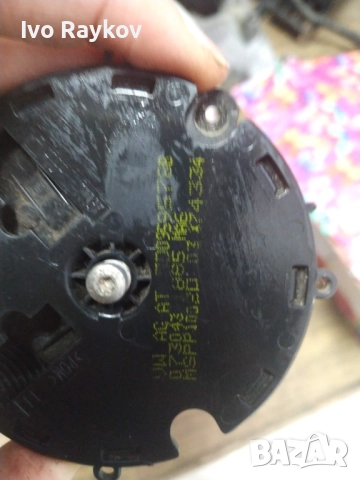 Моторче за регулиране на огледалото за обратно виждане за VW , 3D0959578B, снимка 3 - Части - 52956436