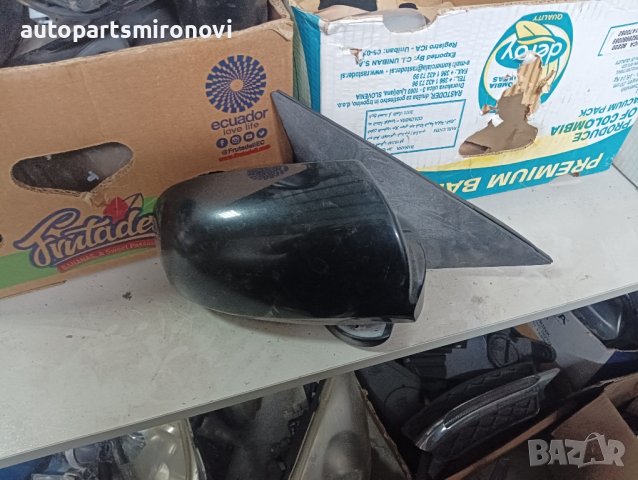 огледало Хюндай Соната 5, снимка 2 - Части - 43700946