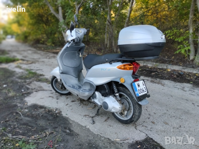 Скутер piaggio fly 125, снимка 11 - Мотоциклети и мототехника - 52250017