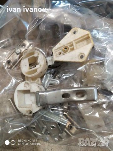 Панти за шкафове в Къмпинг мебели в гр. Червен бряг - ID27736762 — Bazar.bg