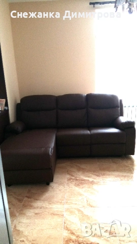 Ъглов диван от висококачествена еко кожа с реклайнер
