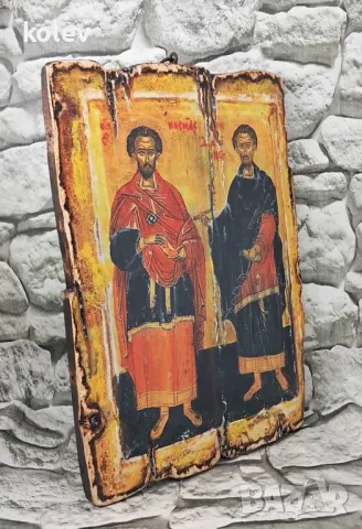 Реплика на старинна икона Свети бесребърници Козма и Дамян 25/18 см, снимка 3 - Икони - 49561172