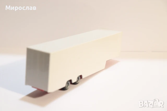 HERPA H0 1/87 РЕМАРКЕ ВЛЕКАЧ МОДЕЛ КАМИОН, снимка 4 - Колекции - 50823085