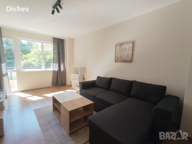 Давам тристаен с бокс