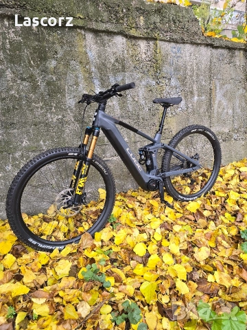 карбонов електрически cube stereo,fox kashima, bosch performance line cx , снимка 7 - Велосипеди - 52580640