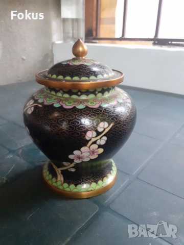 Клоазоне бронз емайл бурканче с капак, снимка 3 - Антикварни и старинни предмети - 53307457
