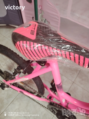 Детски велосипед LUNA 20", неоново розово, снимка 7 - Велосипеди - 52650107