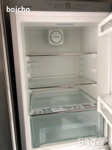 Хладилник с фризер Liebcherr No Frost, снимка 2 - Хладилници - 50227619