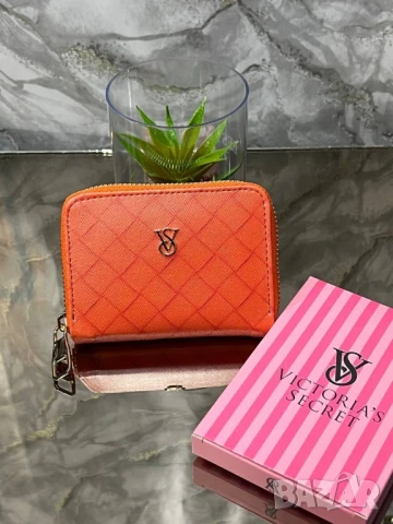 портмонета Victoria's secret в кутия , снимка 5 - Портфейли, портмонета - 50691539