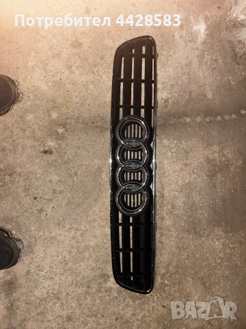 Оригинална решетка с емблема Audi a3 8l, снимка 2 - Аксесоари и консумативи - 52643605