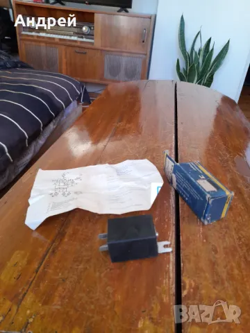 Старо реле за мигачи DDR Ruhla, снимка 4 - Други ценни предмети - 48897026