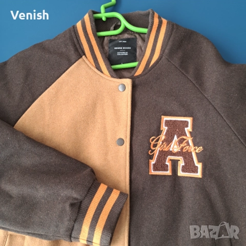 Яке Brooklyn  campus 