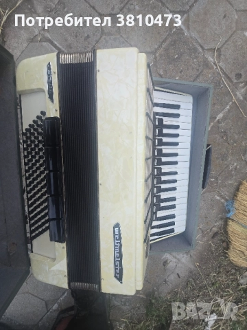 Продавам акордеон Weltmeister Stella-60 баса. В отлично състояние е.Б, снимка 2 - Акордеони - 51515743