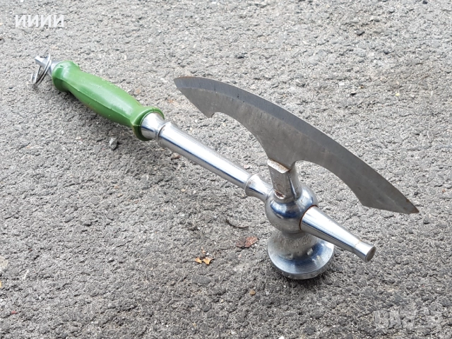 Топор сатър чук