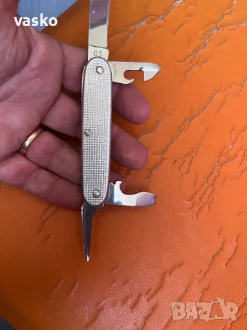Victorinox Switzerland 2003,алуминиев, снимка 6 - Ножове - 49592518