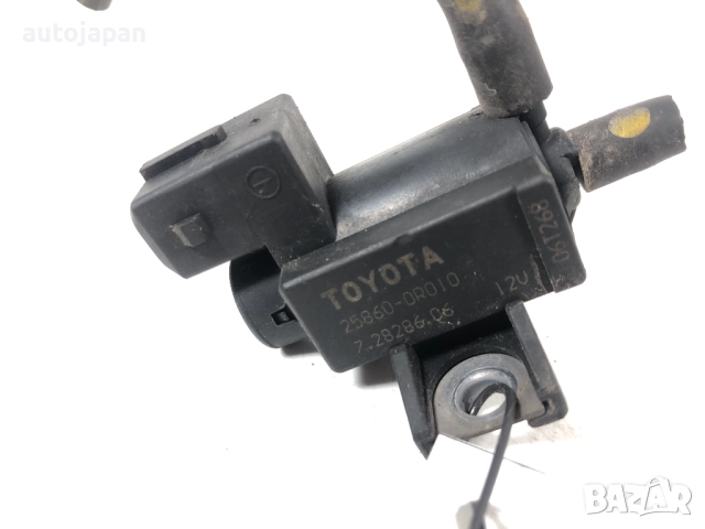 Вакуум клапан Toyota Corolla Verso 2.2 D-CAT 177кс 2007г 25860-0R010, снимка 2 - Части - 51893439