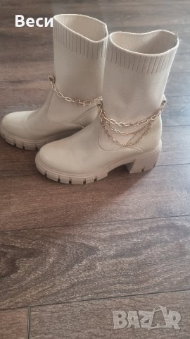 Дамски боти