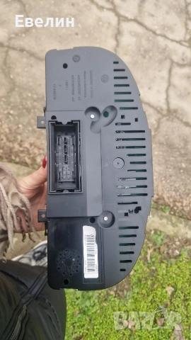 километраж VW Touran 2006г, снимка 2 - Части - 52865794