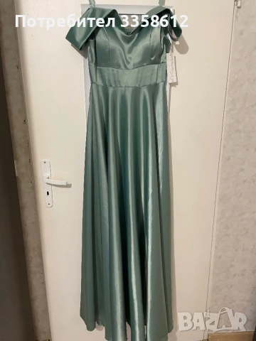 Продавам нова рокля 