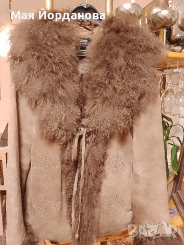 Цена 30 лв. Велурено яке с богата яка от лама., снимка 2 - Якета - 43989847