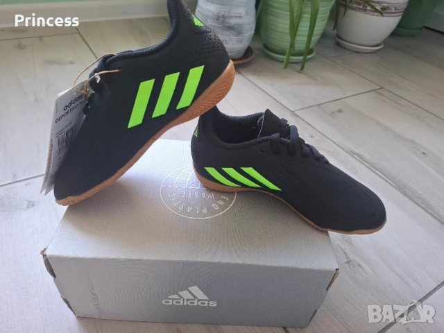 Оригинални маратонки Adidas 29 размер, снимка 7 - Детски маратонки - 51430335