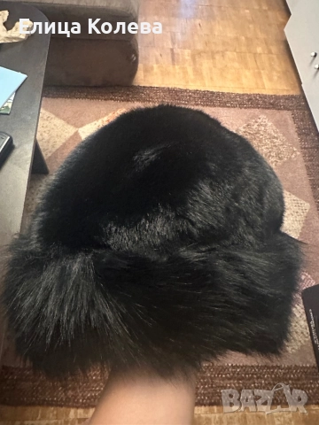 Пухена шапка в 3 цвята, снимка 8 - Шапки - 49654662