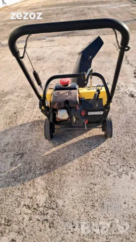 Снегорин четиритактов-STIGA, снимка 4 - Градинска техника - 48717620