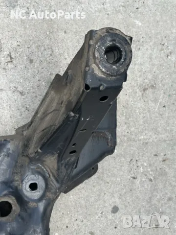 Подрамка за Renault Рено Мастер Опел Мовано Нисан Интерстар 2.3 дизел 09452478B 09452477B 09452471B, снимка 3 - Части - 50390994