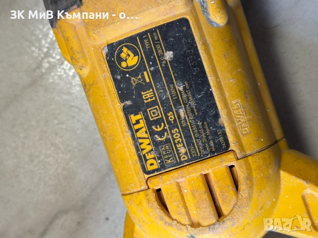 Саблен трион DeWalt dwe 305-qs, снимка 2 - Други инструменти - 52627468