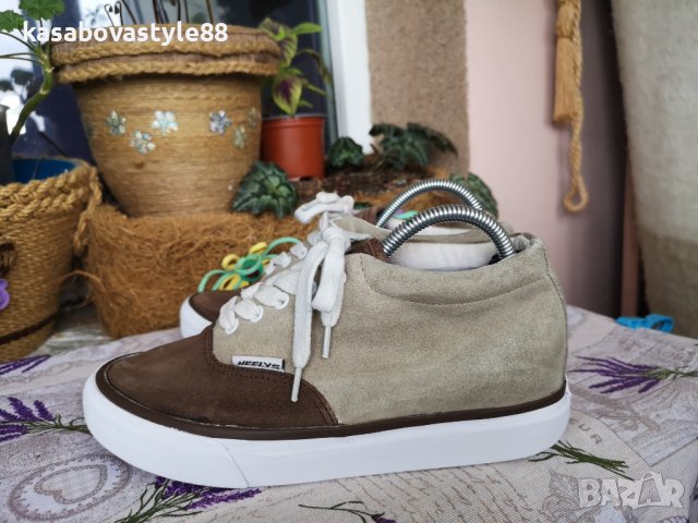 Кецове Heelys 36 н. Естествен велур.