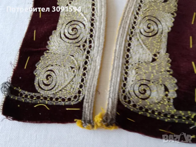 19 век Фолклорни художествени мотиви за чехли ръчна бродерия златна сърма върху кадифе рядка находка, снимка 8 - Антикварни и старинни предмети - 47407814