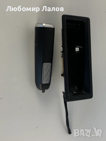 Фенерче багажник Пежо Peugeot 5008 (09-17)г. 9685614080, снимка 2 - Части - 50477500