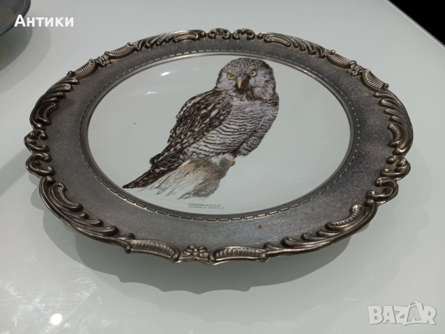 Порцеланова колекционерска чиния за стена с печати , снимка 9 - Чинии - 52563891