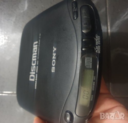Дискмен SONY D-131 Compact disc player SONY D-131 В отлично състояние, работи без проблем., снимка 4 - MP3 и MP4 плеъри - 32800977