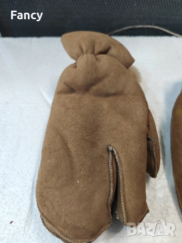 Два чифта топли ръкавици с по два пръста, снимка 3 - Ръкавици - 52159489