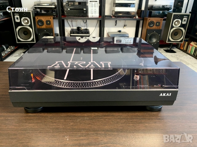 Почти нов грамофон Akai, снимка 2 - Грамофони - 53259615