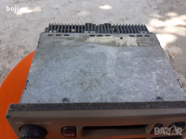 Радио за Ягуар С-тайп.Неработещо!, снимка 2 - Части - 33631879