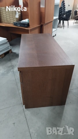 Бюро за офиса или за вкъщи 140/65/73см цвят кафяв - махагон с вградено шкафче, снимка 2 - Бюра - 51230366