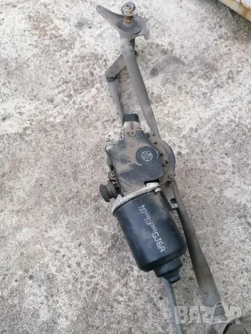 Моторче Механизъм Чистачки Мазда 6 