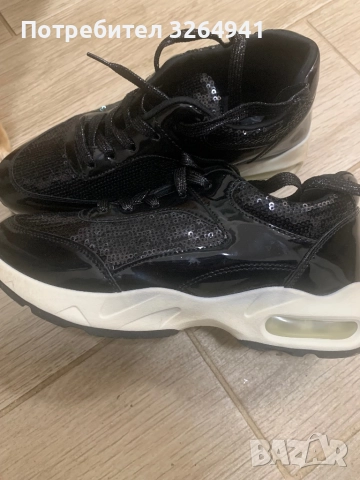 Чисто нови дамски маратонки