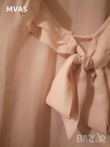 Нова елегантна блуза с панделка 40 размер розова, снимка 3 - Корсети, бюстиета, топове - 32326837