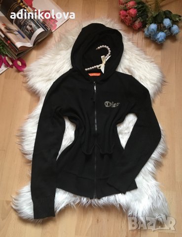 Жилетка с качулка, снимка 1