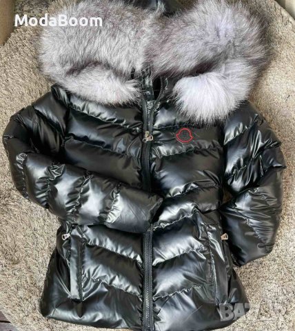 🤩Moncler маркови дамски стилни червени, бели и черни зимни якета Монклер🤩, снимка 8 - Якета - 43178616