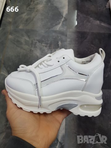 Обувки, снимка 2 - Дамски ежедневни обувки - 43192791