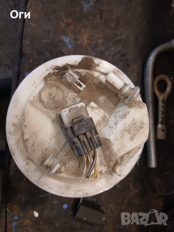 Бензинова помпа за Рено Меган II 1.6 16V , снимка 2 - Части - 53499642