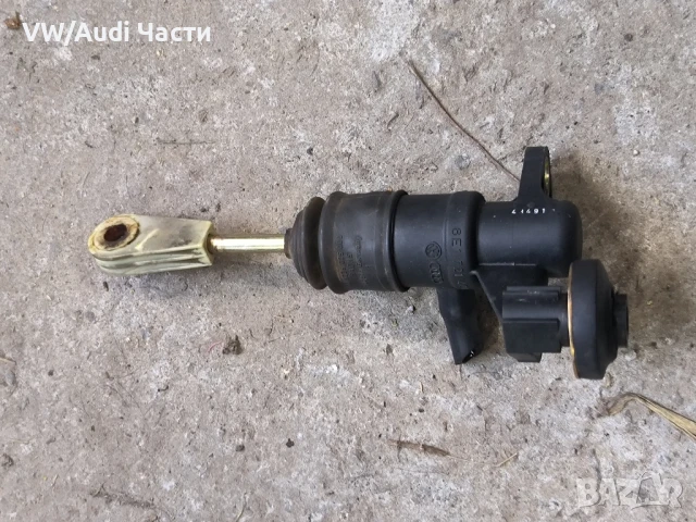 Горна помпа съединител за Ауди А4 Б6 Б7 Ауди А6 Пасат Audi A4 B6 B7 Audi A6 Passat 8E0721401