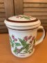 Керамична чаша за чай филтър и капаче-Rosa canina, снимка 1 - Антикварни и старинни предмети - 39985470