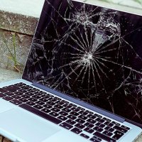 Сервиз за лаптопи - купува повредени лаптопи ремонт лаптопи
