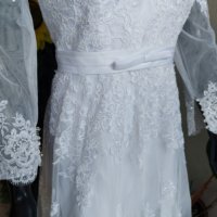 къса булчинска сватбена рокля с ръкави, снимка 5 - Сватбени рокли - 39215906